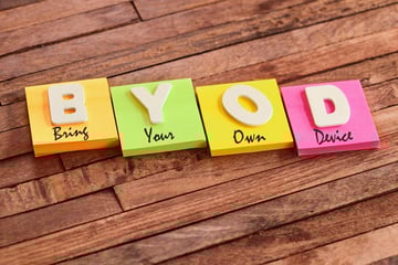 文科省・高等学校における端末整備状況の調査結果を考察する