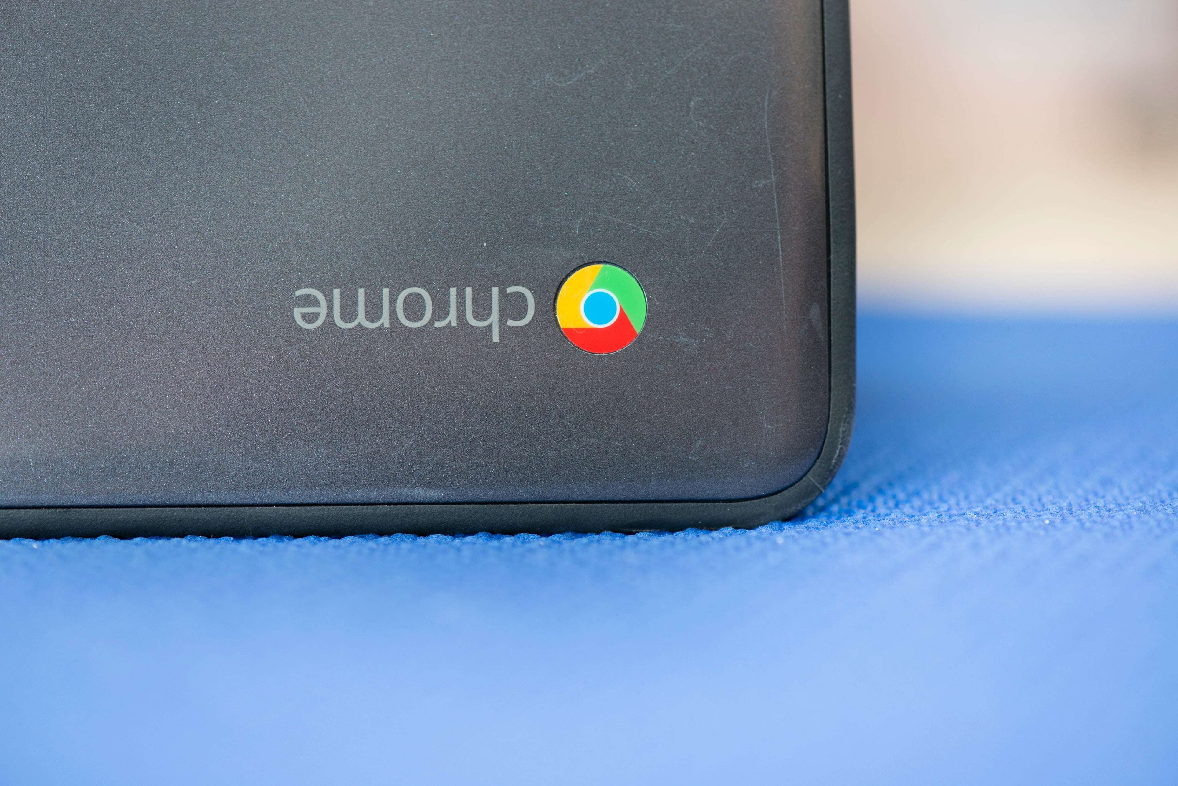 低価格でも動作が快適！最新 Chromebook タブレットをレビュー